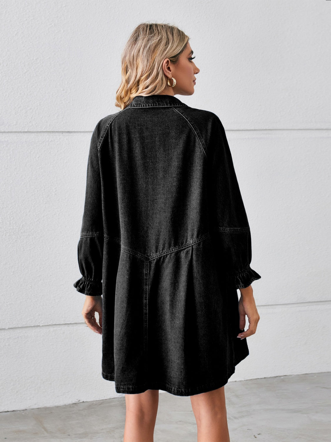 Lola | Denim Kleid mit Knöpfen
