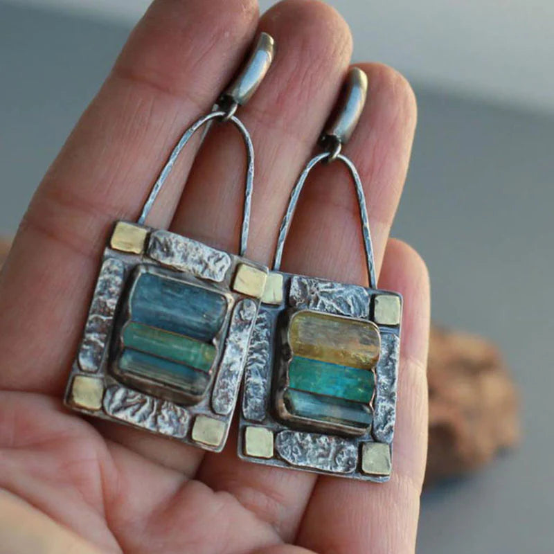 Ohrringe "Antik" mit blauen und grünen Kristallen