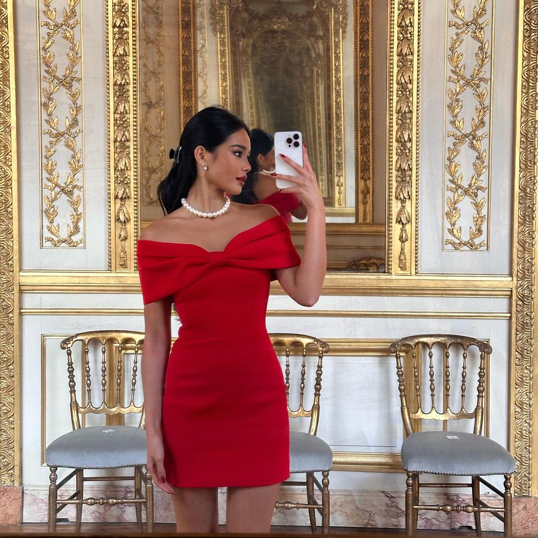 Abito Amore Fiocco – Eleganza a spalle scoperte