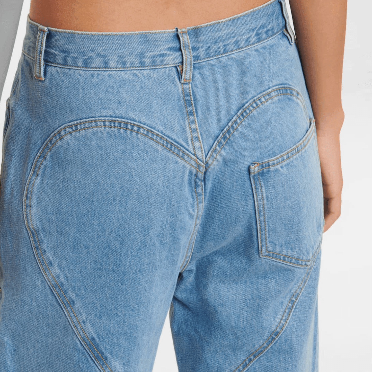 LIRIANA – CUTOUT HIGH-RISE JEANS
