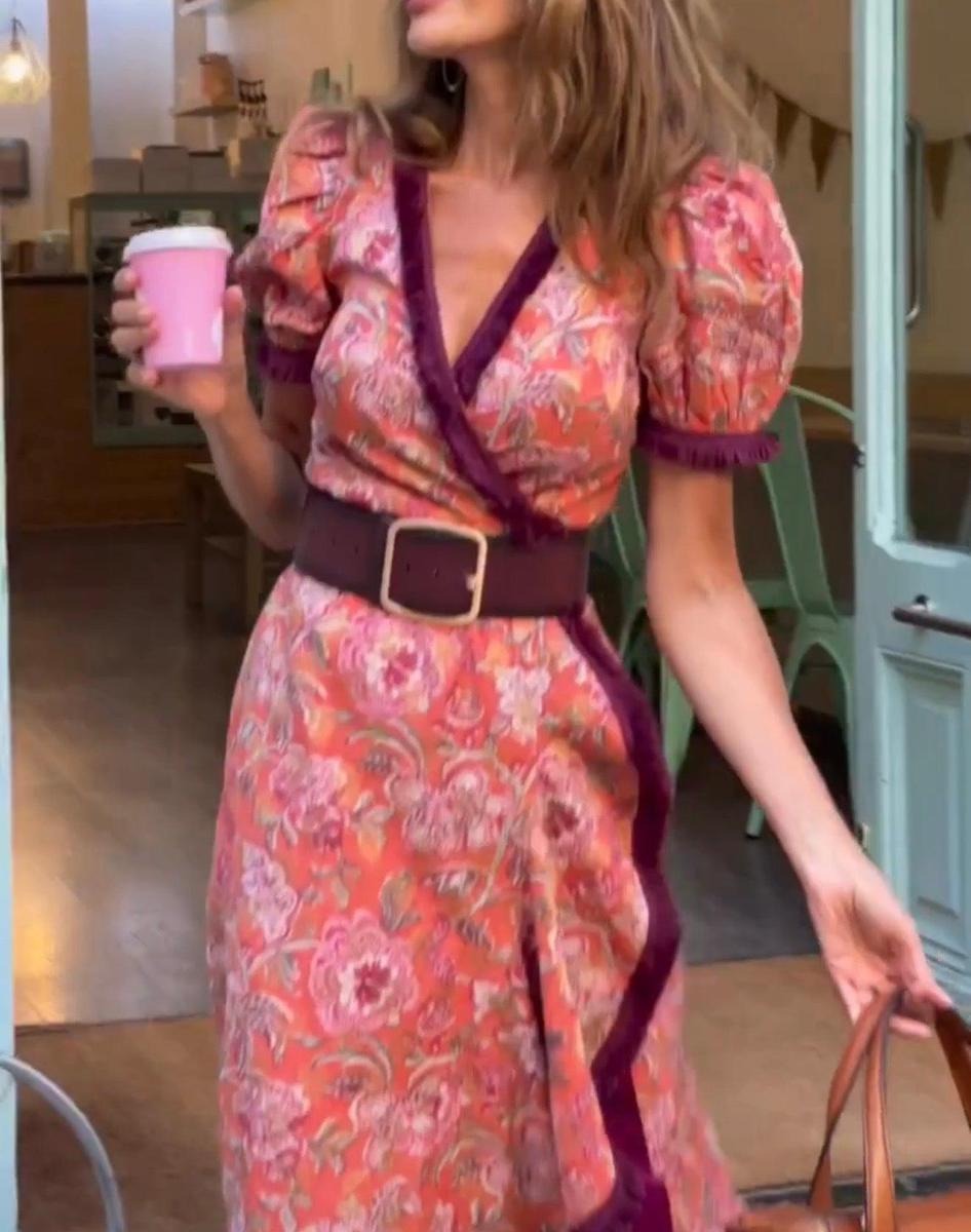 Eliett - Langes Kleid mit Puffärmeln