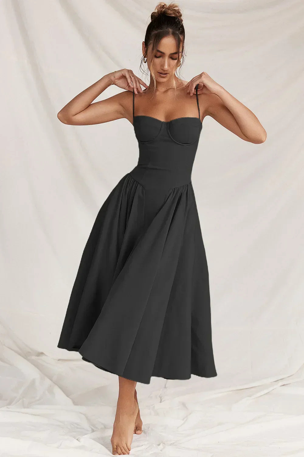 Celine - Ärmelloses Midi-Kleid mit Korsettpassform