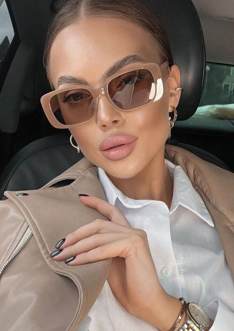 Neri - Sonnenbrille mit quadratischem und rundem Rahmen