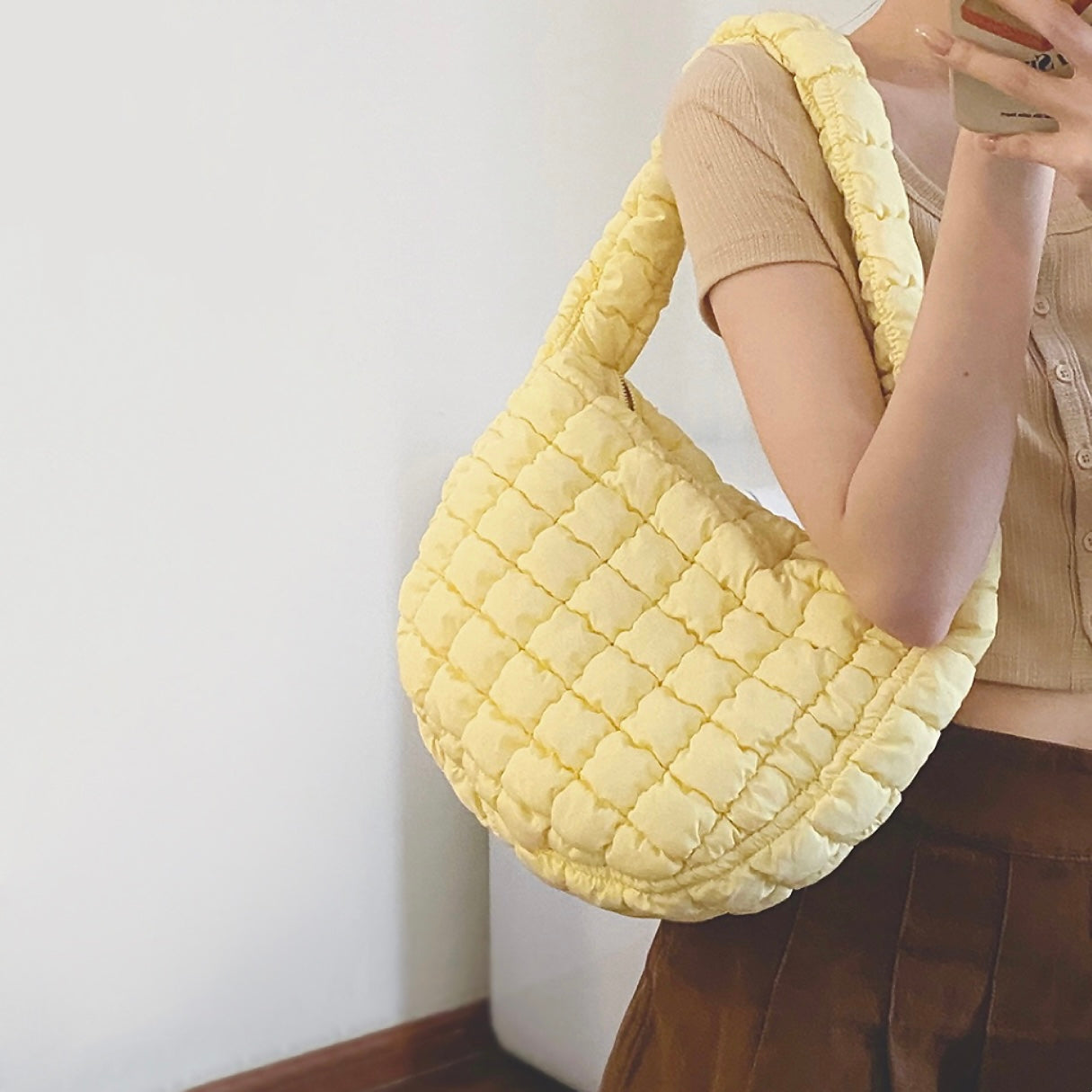 Blythe Plissierte Schultertasche