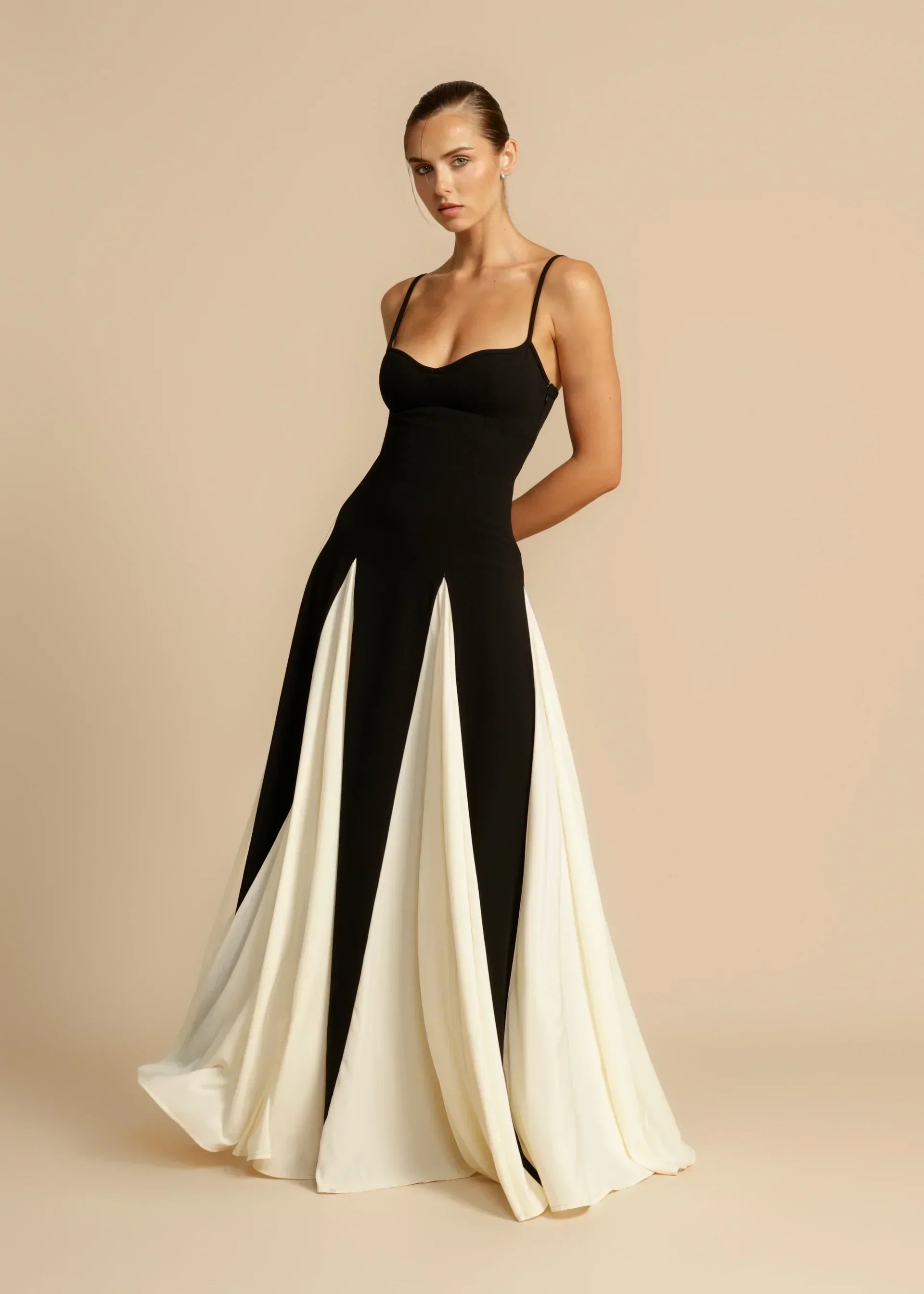 CALANTHA – Maxi Dress