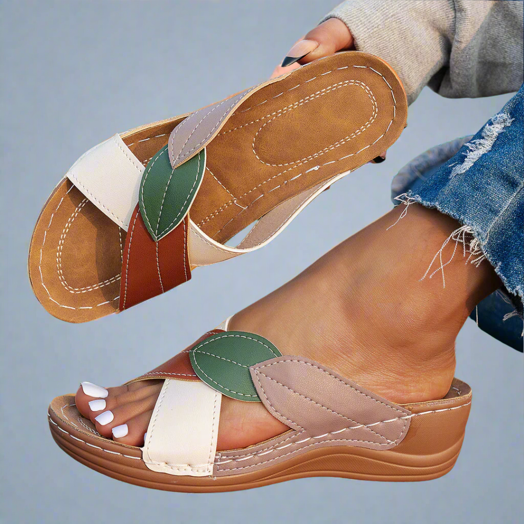 Nina | Sandali wedge fatti a mano in materiale premium