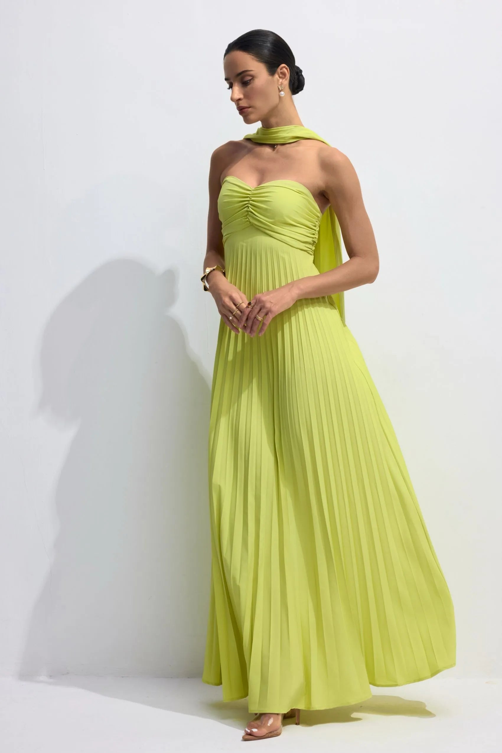 ISAVELLE – Strapless Pleated Maxi Dress