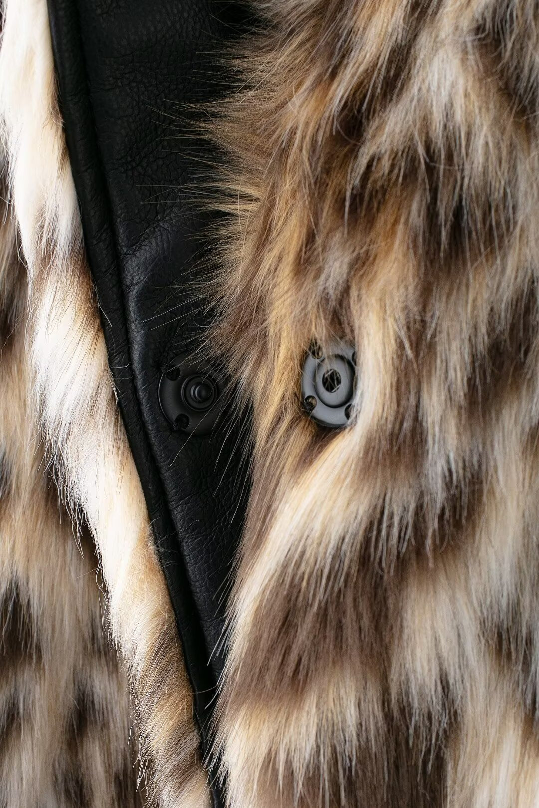 ELVORU - Leopard Classic Coat