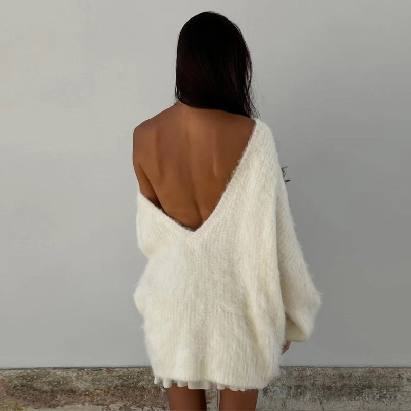 Maglione dolce e pigro con schiena scoperta di Aurora