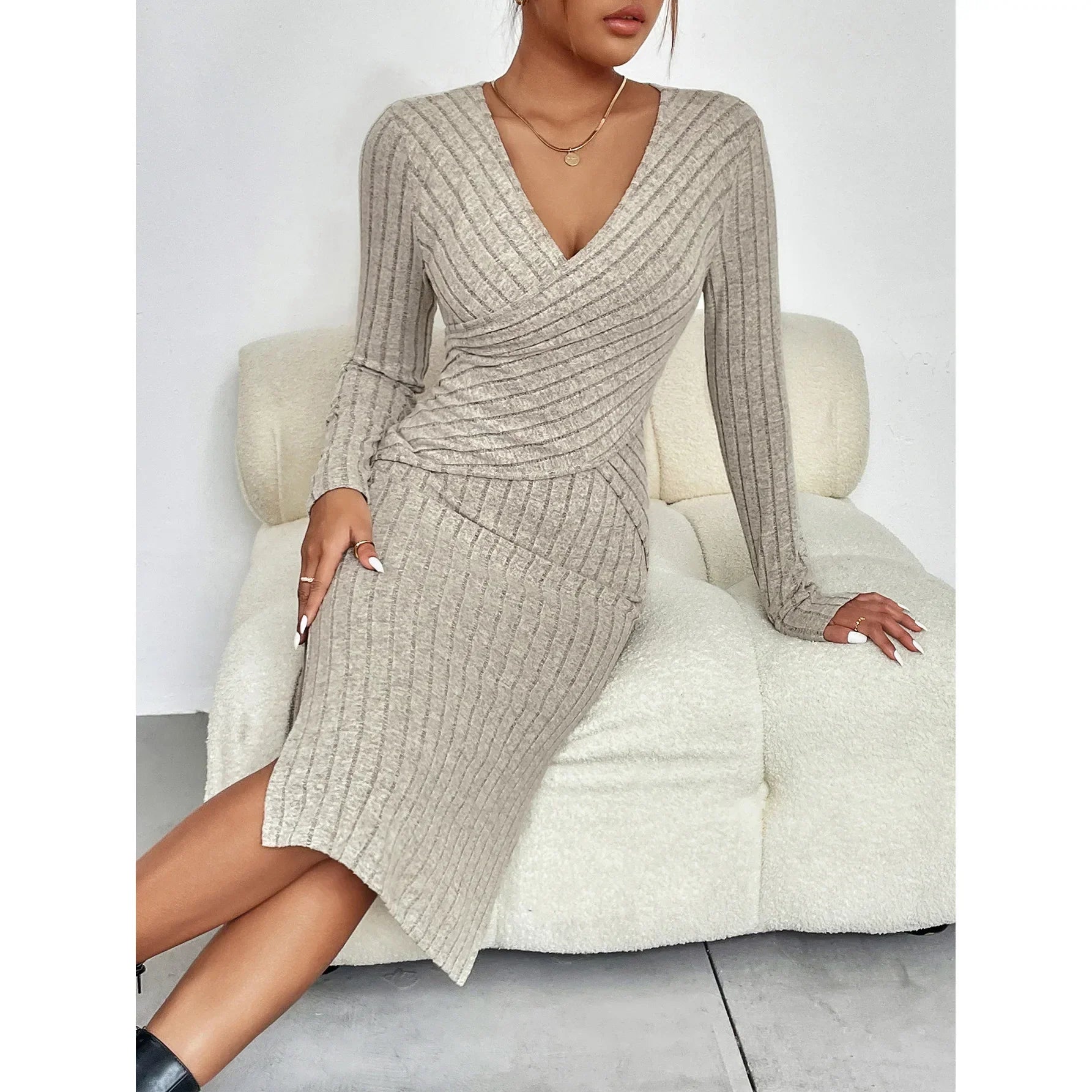 Nelli - Einfach elegantes Damenkleid