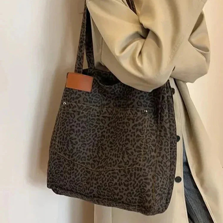 OLIVIA'S CHIC TOTE MARRONE – VINTAGE LEOPARD CANVAS BAG