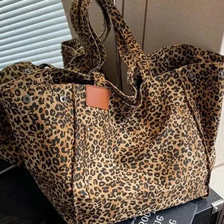 OLIVIA'S CHIC TOTE MARRONE – VINTAGE LEOPARD CANVAS BAG