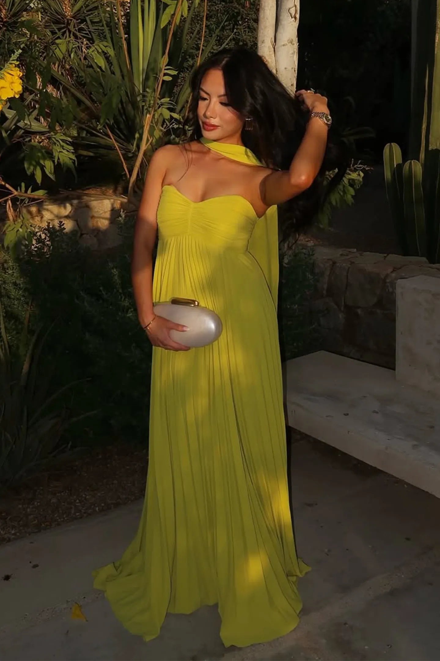 ISAVELLE – Strapless Pleated Maxi Dress