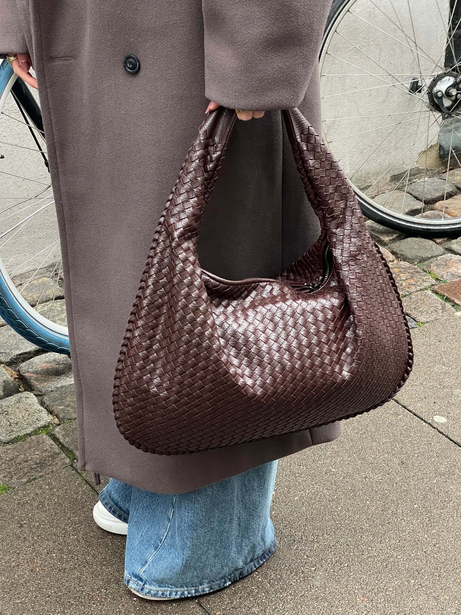 Amelia - Gewebte Schultertasche