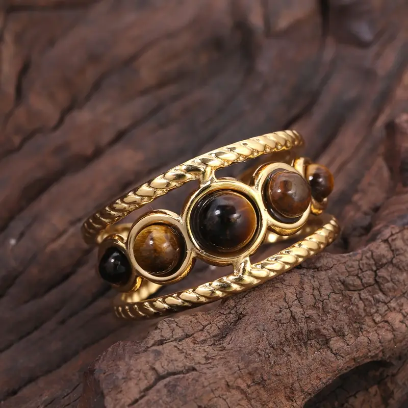 Braune Steinring aus Gold