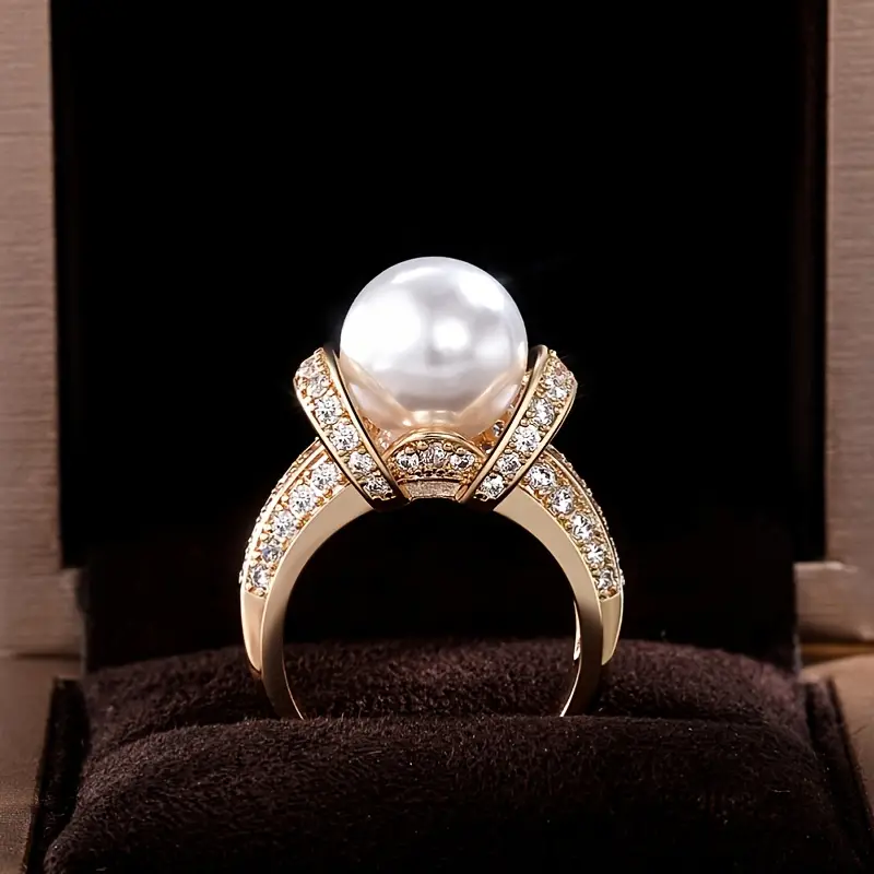 Eleganter Ring aus Zirkonium mit Perle
